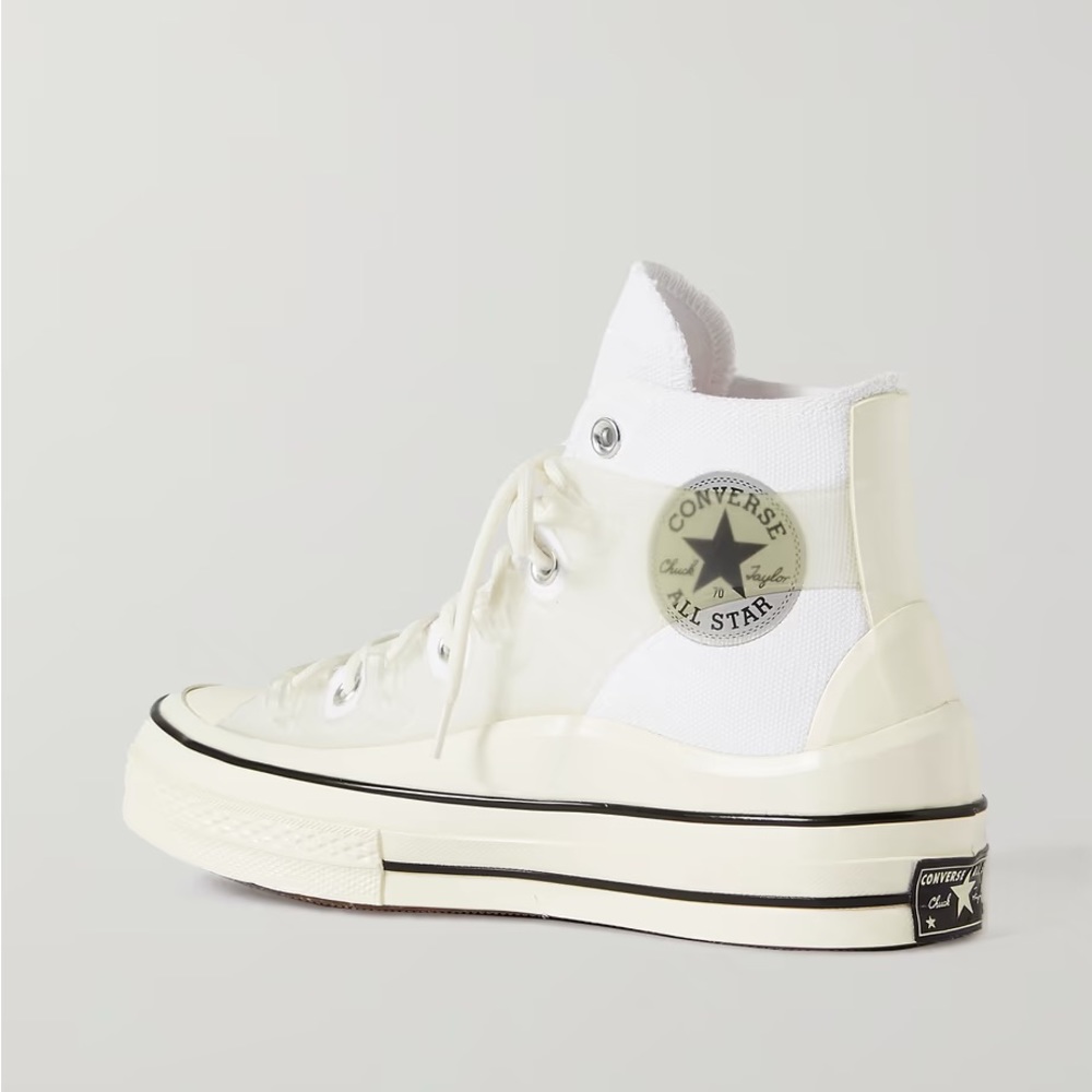 Converse shoes - Picture 2 of 3
